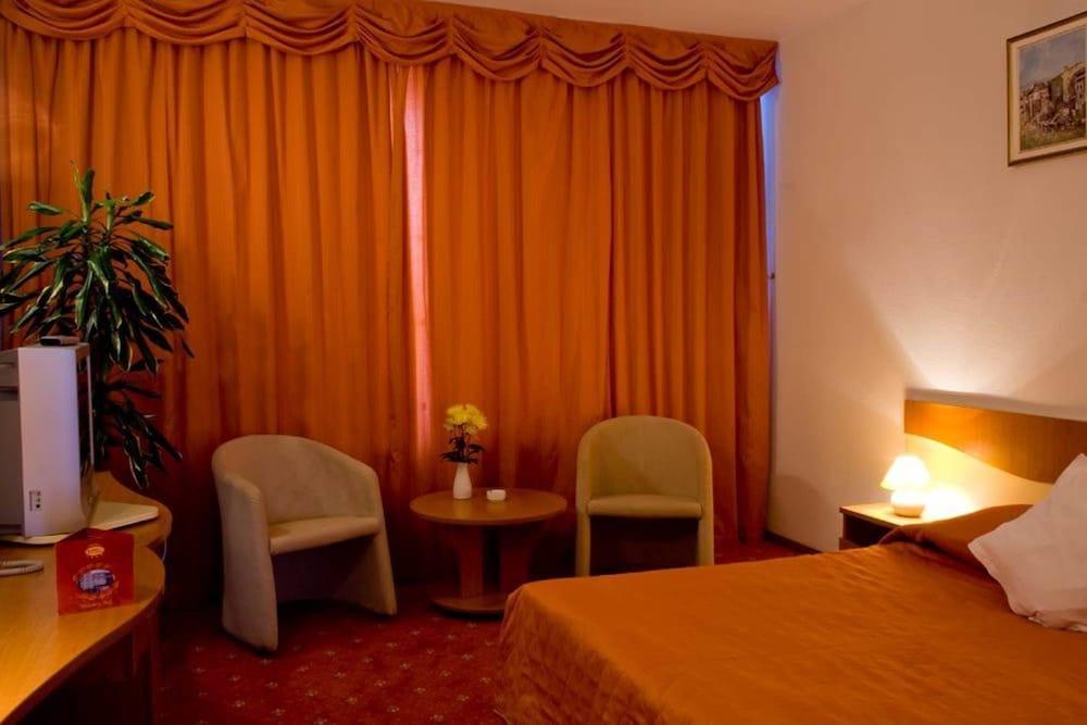 Atrium Panoramic Hotel & Spa Предеал Екстериор снимка