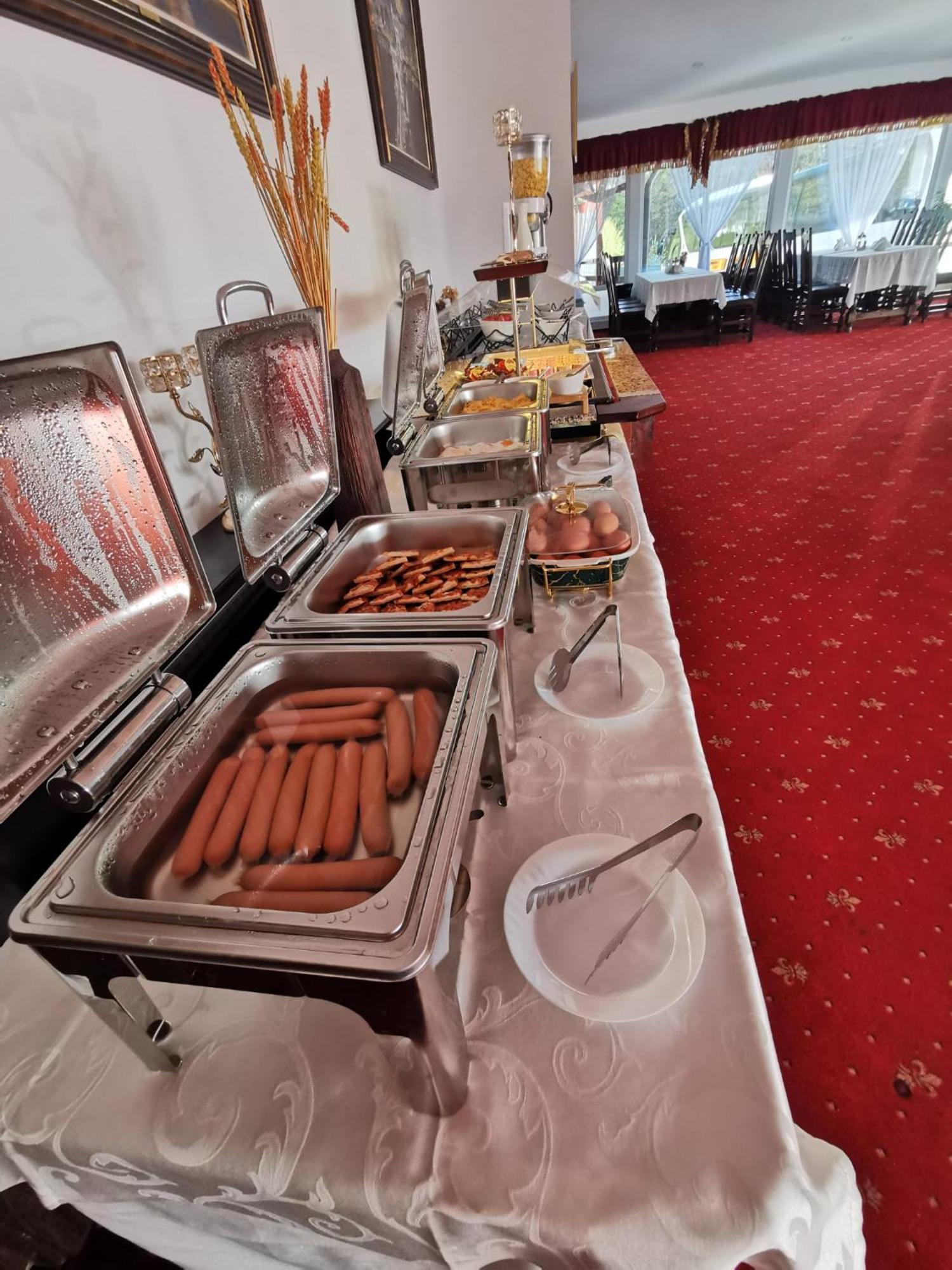 Atrium Panoramic Hotel & Spa Предеал Екстериор снимка